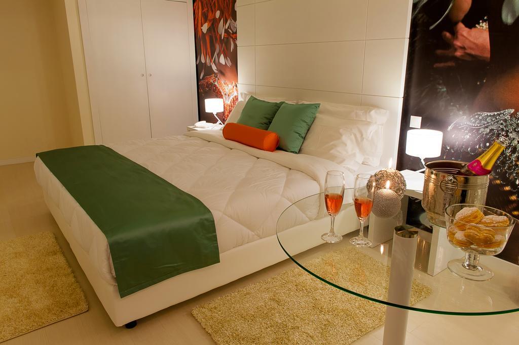 Vinyl M Hotel - Adults Only มิอัลฮาดา ภายนอก รูปภาพ